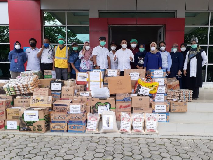 RSU Sawerigading bersama PPNI Kota Palopo salurkan bantuan kepada korban banjir bandang Luwu Utara